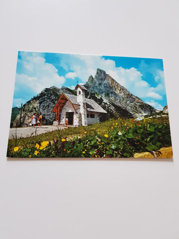 AK Passo Falzarego. La Chiesetta.