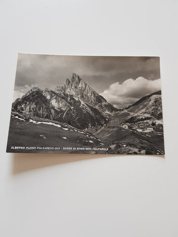 AK Albergo Passo Falzarego. Sasso di Stria Valparola.
