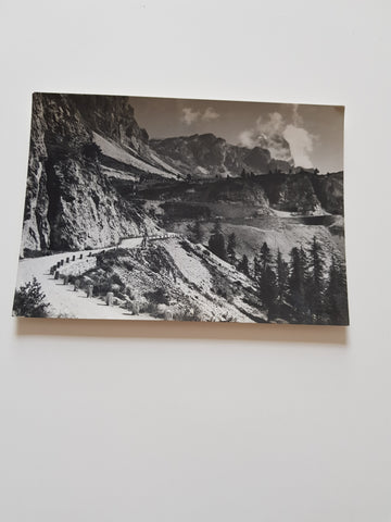 AK Strada delle Dolomiti. Passo Falzarego.