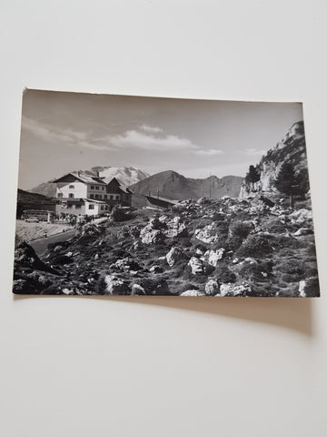 AK Albergo Passo Falzarego.