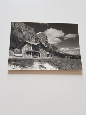 AK Passo Falzarego. Tofana di Rozes.