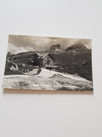 AK Albergo Marmolada. Passo Falzarego.