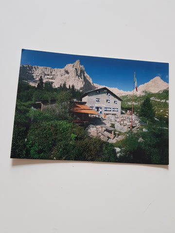 AK Dolomiti Gruppo dei Sorapis. Rifugio A. Vandelli.