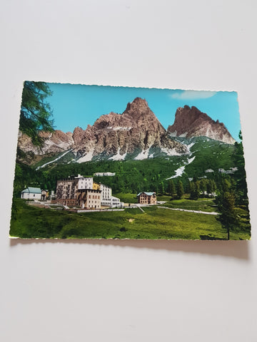 AK Dolomiti. Passo e Grand Hotel Tre Croci. Monte Cristallo.