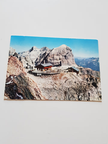 AK Rifugio e Funivia del Lagazuoi.