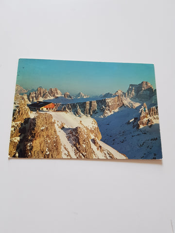 AK Rifugio Lagazuoi. Croda da Lago. Monte Pelmo.