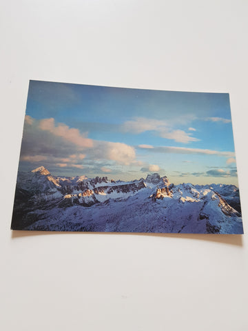 AK Dolomiti Antelao Croda da Lago e Pelmo da Cima Lagazuoi.