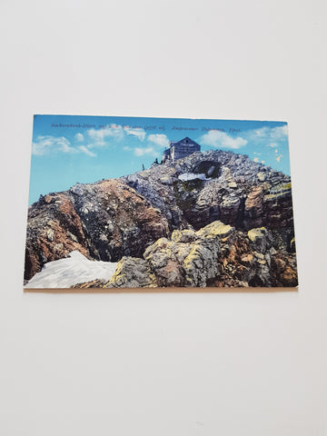 AK Sachsendank-Hütte auf dem Nuvolau.