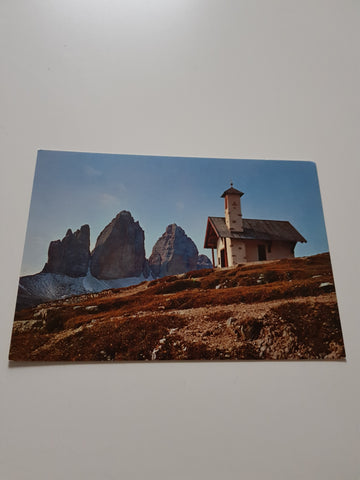 AK Tre Cime di Lavaredo. Chiesetta.
