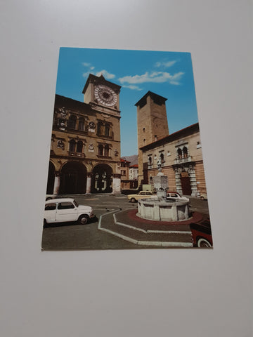 AK Belluno. Scorcio di Piazza Duomo.