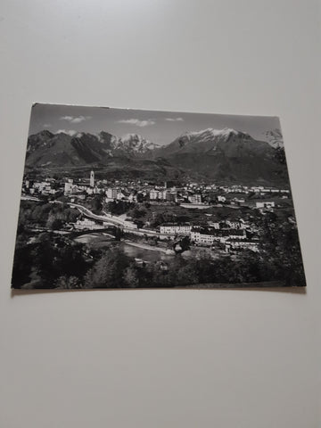AK Belluno. Panorama verso il M. Schiara e Serva.