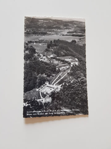 AK St. Johann bei Herberstein. Blick vom Kranzl auf Burg Herberstein.