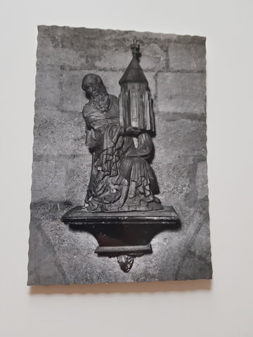 AK Benediktiner-Abtei Seckau. Stifterfigur Adalram von Waldeck.
