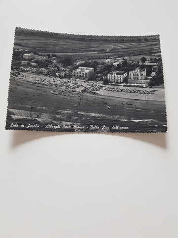 AK Lido di Jesolo. Alberghi Casa Bianca Bella Riva dall'aereo.