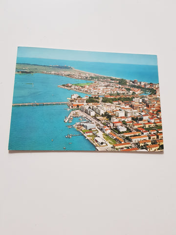 AK Grado.