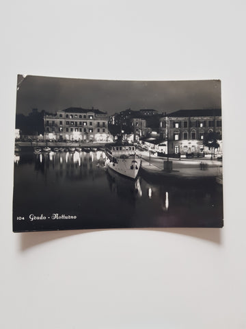 AK Grado - Notturno.