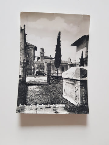 AK Grado - Citta Vecchia Tombe Romane.