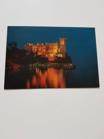 AK Trieste. Castello di Miramare. Notturno.