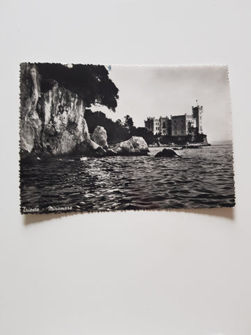 AK Trieste. Castello di Miramare.