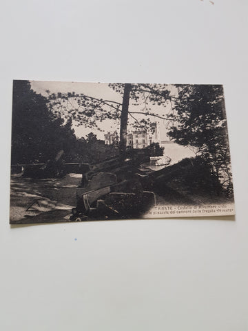 AK Trieste - Castello di Miramare visto dalle piazzole dei cannoni della fregata Novara.