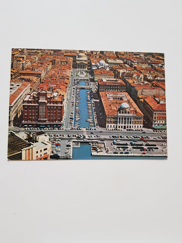 AK Trieste. Veduta aerea del canale Ponterosso.