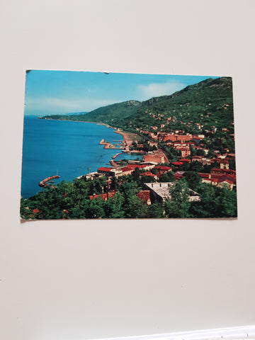 AK Trieste. Panorama e riviera di Barcola.