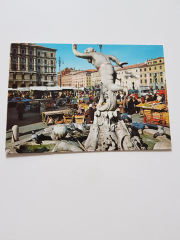AK Trieste. Piazza Ponte Rosso.