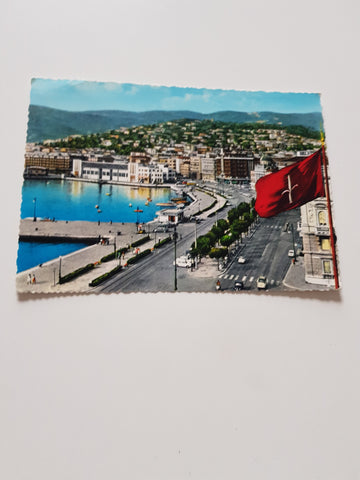 AK Trieste. La riva.