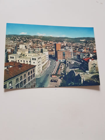 AK Trieste. Panorama e teatro romano.