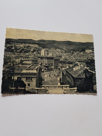AK Trieste. Piazza Goldoni e Panorama.