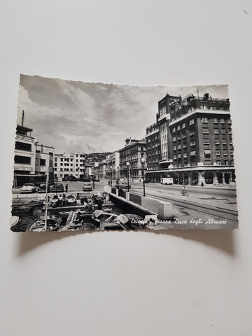 AK Trieste. Piazza Duca degli Abruzzi.