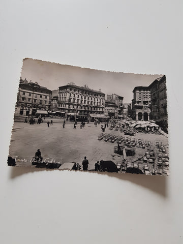 AK Trieste - Piazza Goldoni.