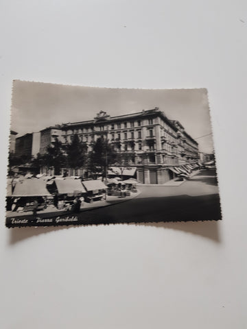 AK Trieste. Piazza Garibaldi.
