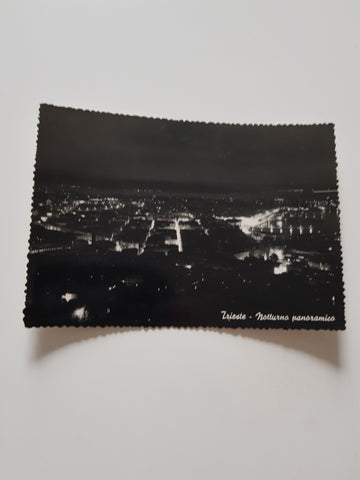 AK Trieste Notturno panoramico.