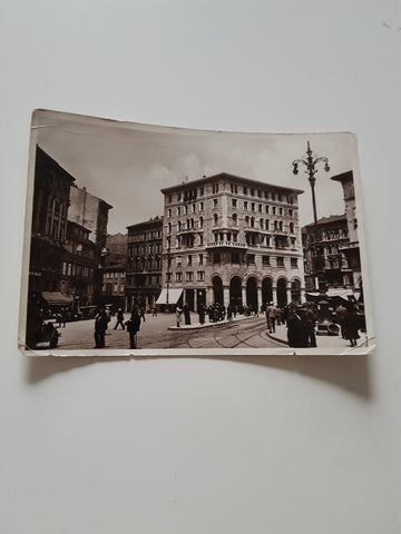 AK Trieste Piazza Goldoni. (1934)