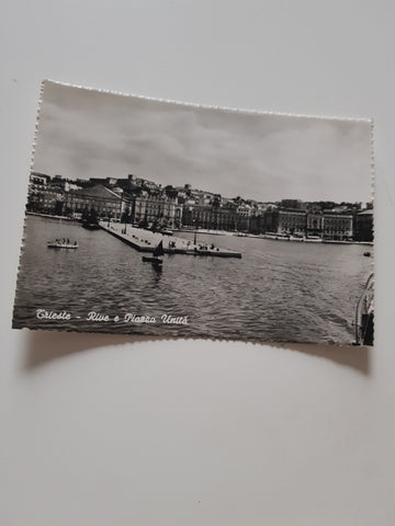 AK Trieste - Rive e Piazza Unita.