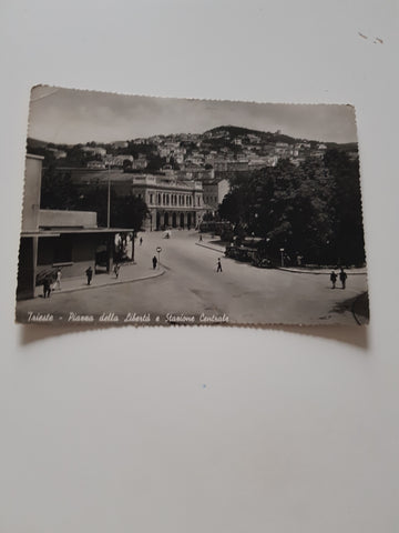 AK Trieste Piazza della Liberta e Stazione Centrale.