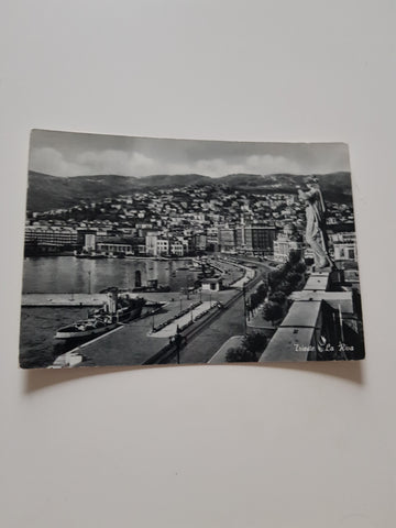 AK Trieste. La Riva.