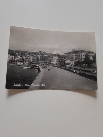 AK Trieste Riva Mandracchio.