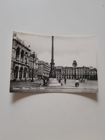 AK Trieste Piazza Unita d'Italia.