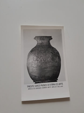 AK Trieste Civico Museo di Storia ed Arte Brocca di Bronzo Dorato Arte Greca.