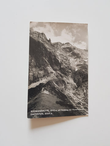 AK Südwandhütte mit Aufstieg zur Hunerscharte.