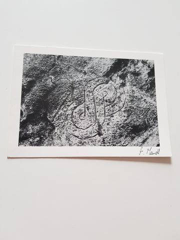 AK Östliches Dachsteinplateau. Felsritzbild. Sgn. Bannknoten.