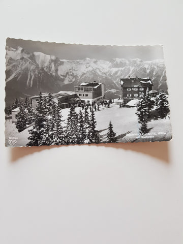 AK Krummholz-Hütte mit Dachstein.