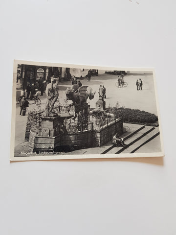 AK Klagenfurt. Lindwurmbrunnen. (1951-52)