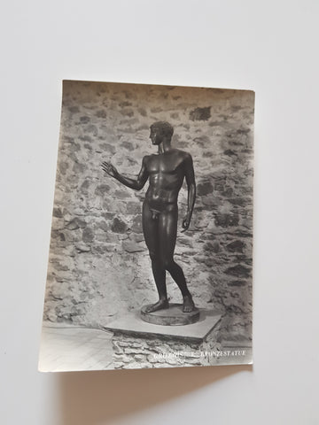 AK Griechische Bronzestatue. Ausgrabung des Landes Kärnten auf dem Magdalensberg.