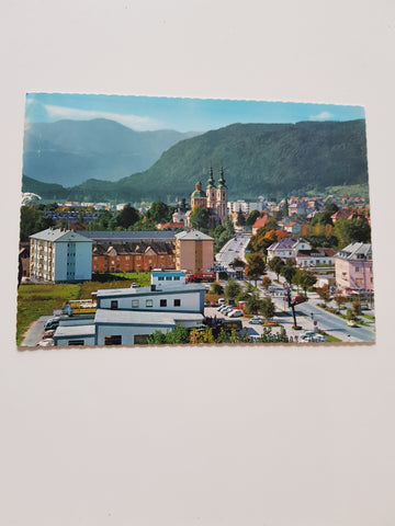AK Villach - Ossiacherzeile mit Heiligen Kreuz Kirche.