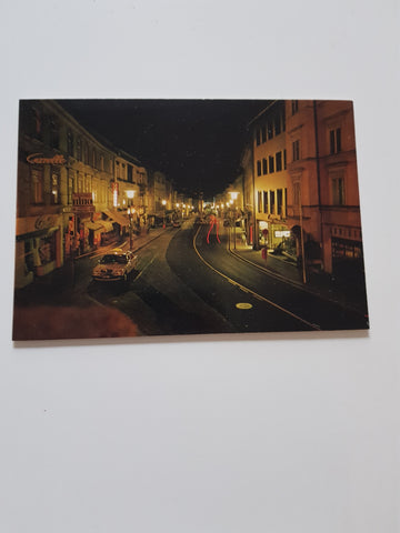 AK Villach. Hauptplatz bei Nacht.