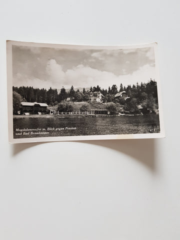 AK Magdalenenufer m. Blick gegen Pension und Bad Brandstätter. (1952)