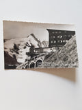 AK Großglockner Hochalpenstraße. Kaiser Franz Josefshaus auf Großglockner.